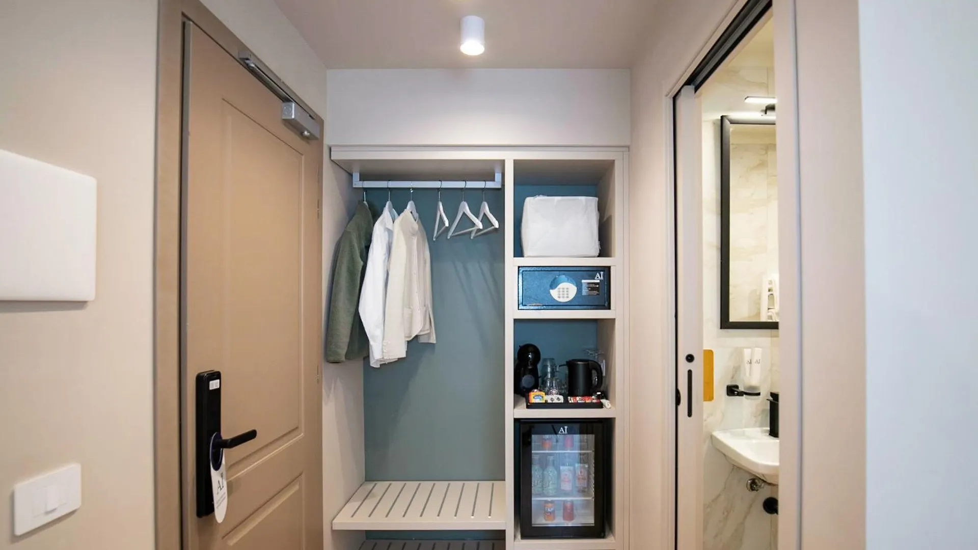 Aiello Hotels - Isola Design District Milán