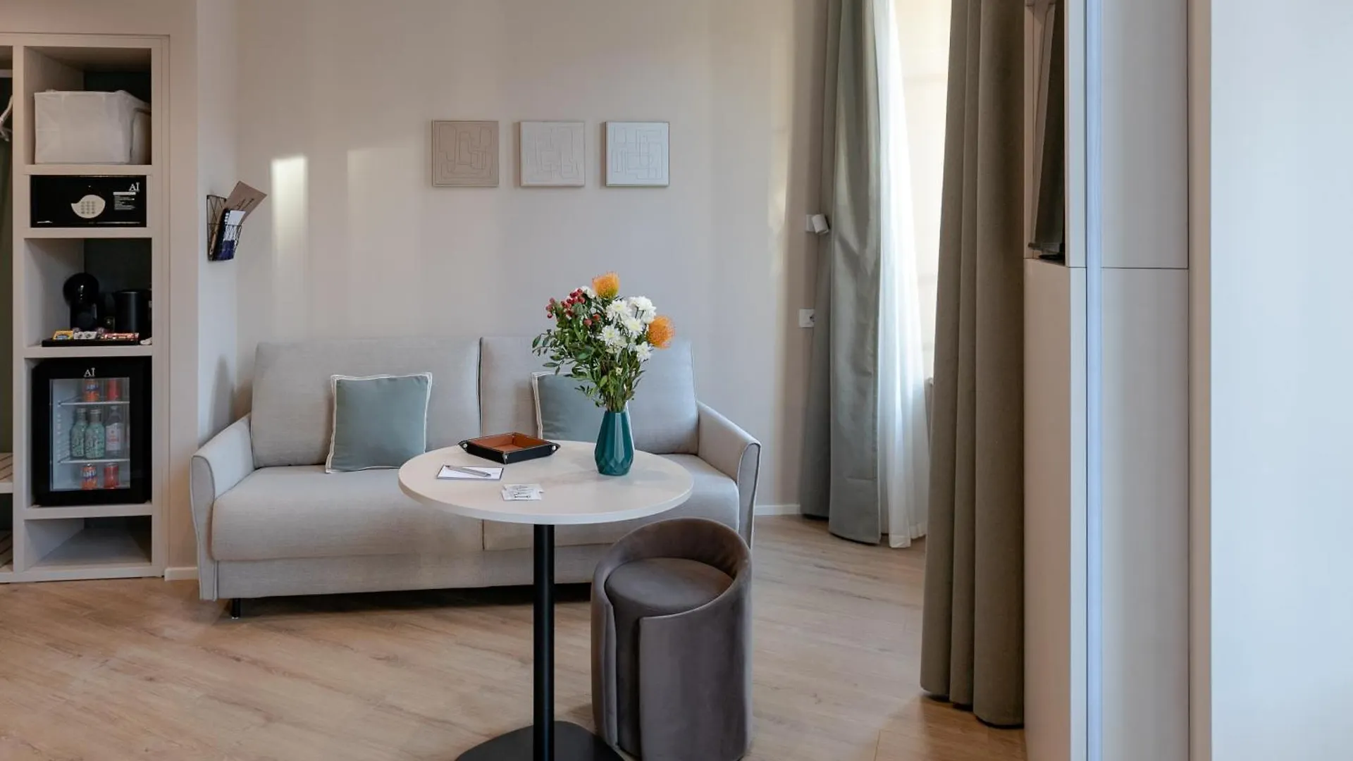 Aiello Hotels - Isola Design District Milán